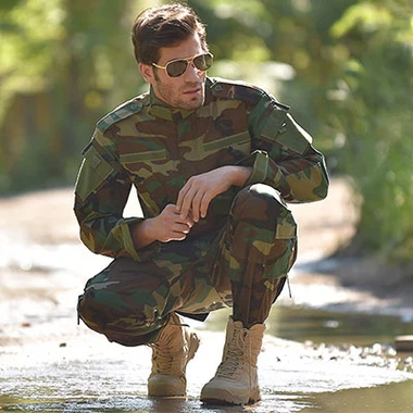 जंगल सैनिक लड़ाकू सूट